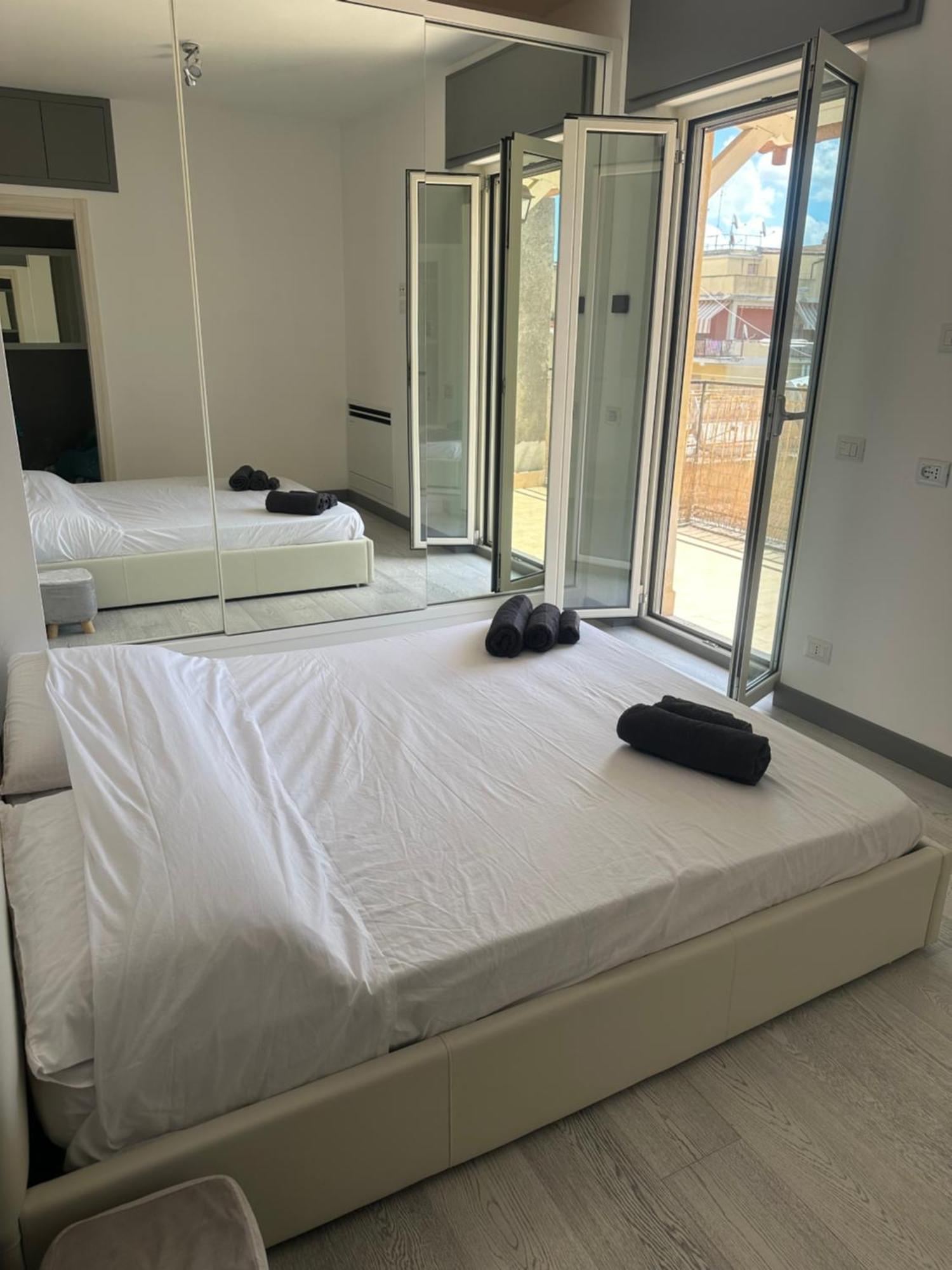 Roby S House Apartment โรม ภายนอก รูปภาพ